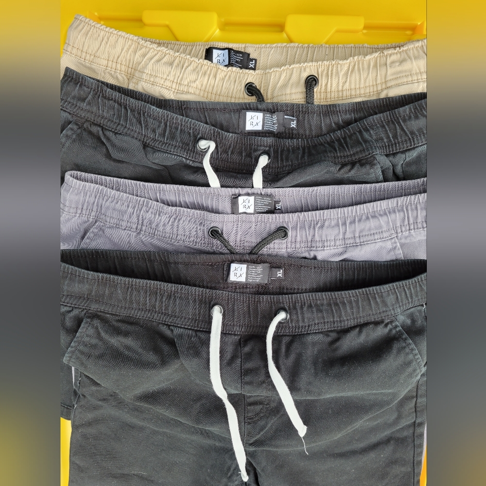 LIRA boys shorts